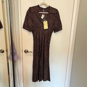 NWT Raquel Allegra Daisies Print Silk Jacquard Bella Dress
